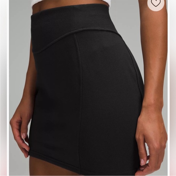 Scuba High-Rise Mini Skirt - Picture 4 of 8